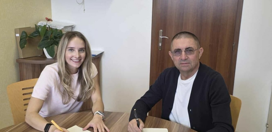 Farkas Júlia a HC DAC csapatánál folytatja