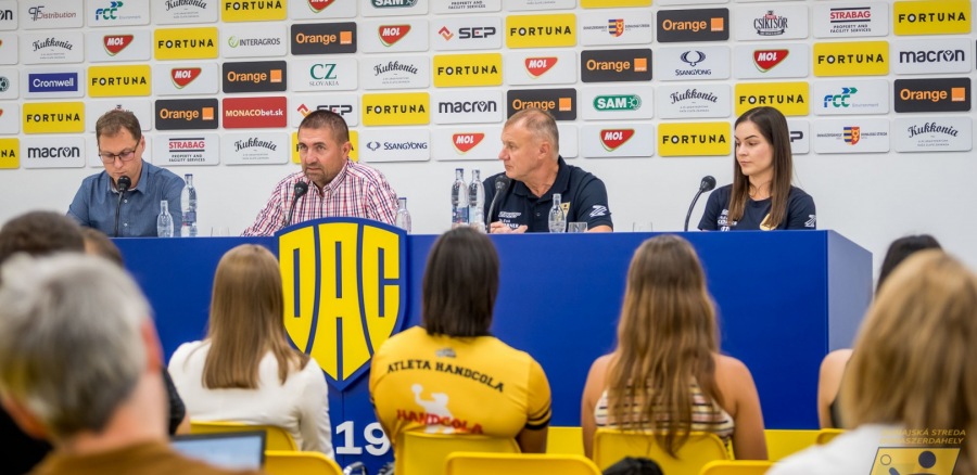 „Az is győzelemnek számít, ha jókedv uralkodik az öltözőben” – szezonindító sajtótájékoztató