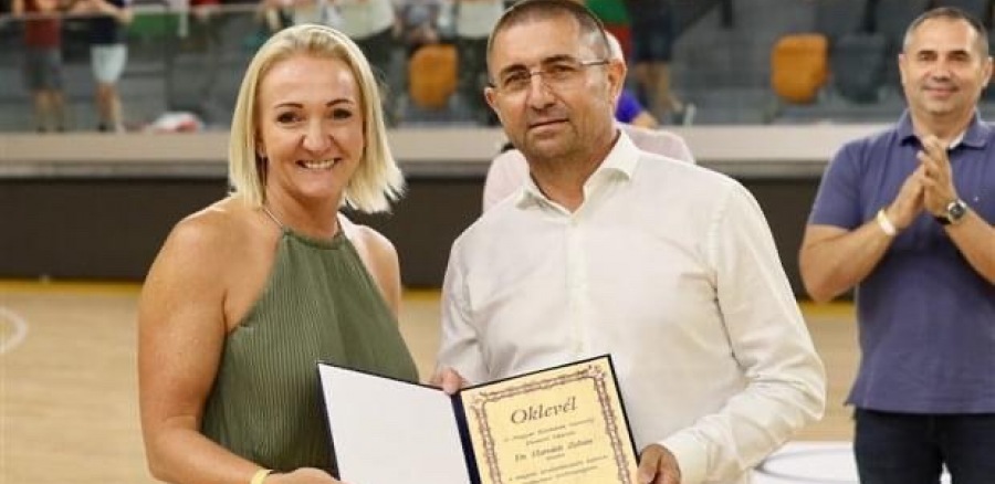 Elismerő oklevélben részesült Horváth Zoltán klubelnök