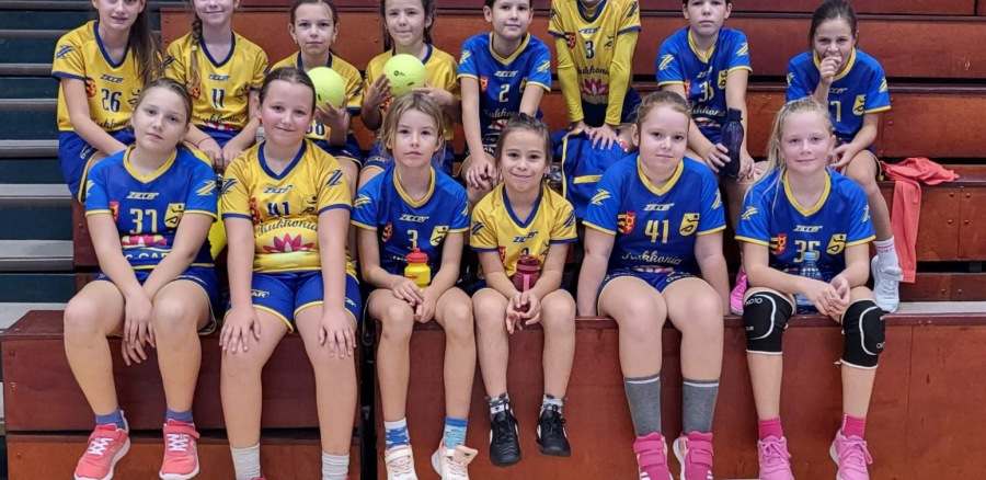 A legkisebbek is belekóstoltak a kézilabda örömeibe