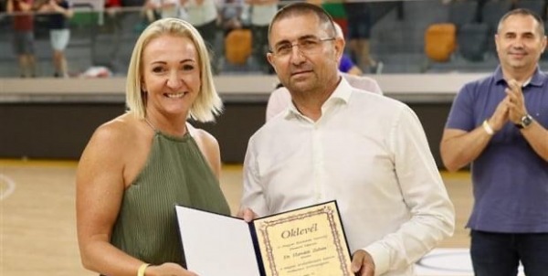 Elismerő oklevélben részesült Horváth Zoltán klubelnök