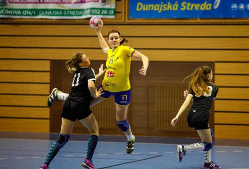 Győzelemmel debütált új mérkőzés mezünk