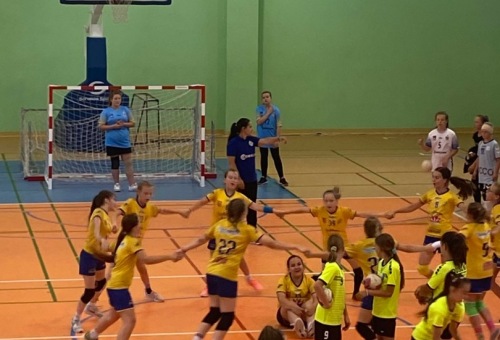 Tornagyőzelem és ezüstérem a legkisebbek mérlege az országos tornán