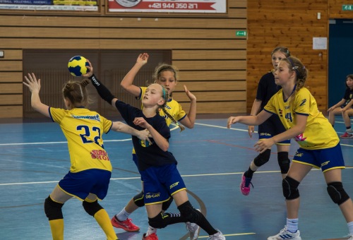 Felső ági döntőn pattogott a labda