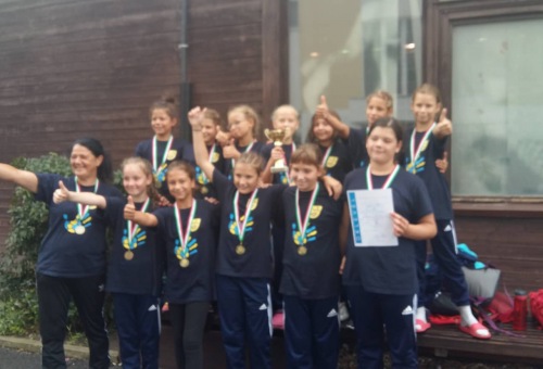 U10-es lányaink sikeres és mozgalmas szezont zártak – Mészáros Ildikó edző értékel