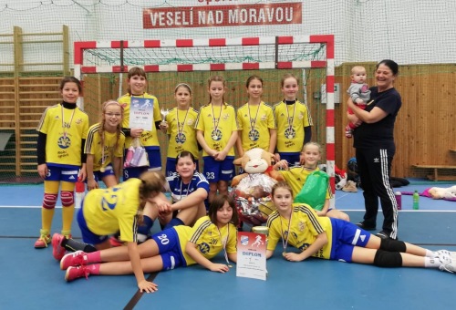 U10-es lányaink sikeres és mozgalmas szezont zártak – Mészáros Ildikó edző értékel