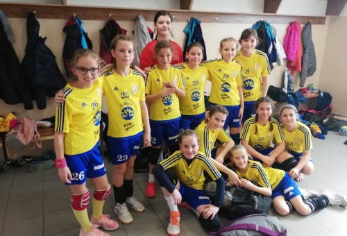 U10-es lányaink sikeres és mozgalmas szezont zártak – Mészáros Ildikó edző értékel