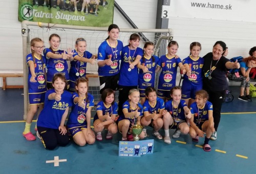 U10-es lányaink sikeres és mozgalmas szezont zártak – Mészáros Ildikó edző értékel