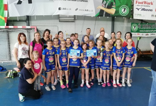 U10-es lányaink sikeres és mozgalmas szezont zártak – Mészáros Ildikó edző értékel