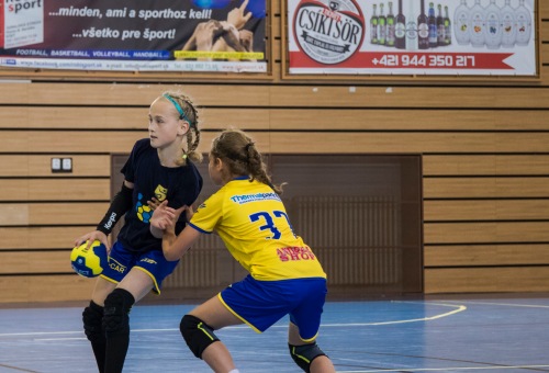 Felső ági döntőn pattogott a labda