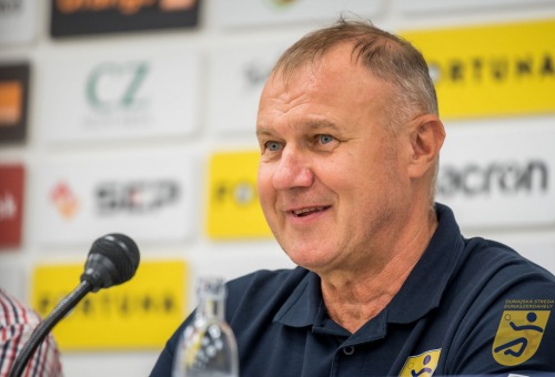 „Az is győzelemnek számít, ha jókedv uralkodik az öltözőben” – szezonindító sajtótájékoztató