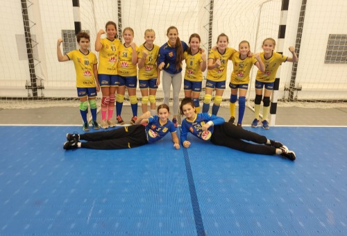 Sárga-kék meccsdömping