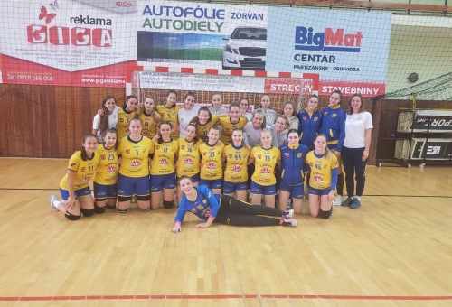 Sárga-kék meccsdömping