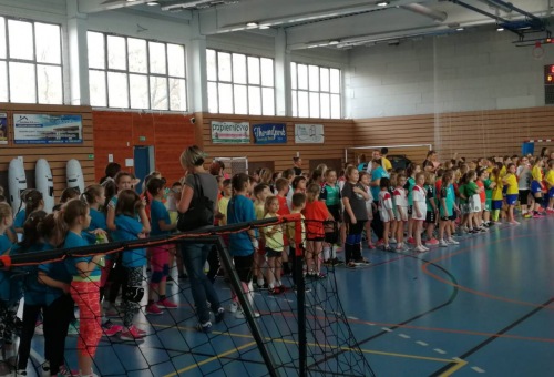 „Ti vagytok a mi reménységeink” - megkezdődött az apróságok tornája 