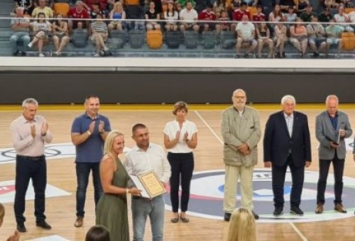 Elismerő oklevélben részesült Horváth Zoltán klubelnök