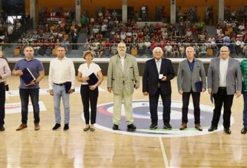 Elismerő oklevélben részesült Horváth Zoltán klubelnök