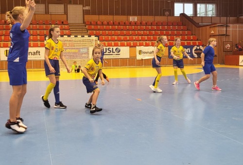 A legkisebbek is belekóstoltak a kézilabda örömeibe