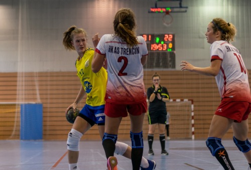 MŠK DS - AS Trenčín U17 Foto Petrovics